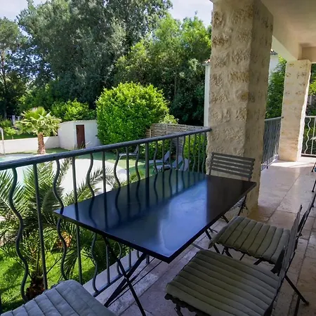 La Maison Des Roses 1 Avignon